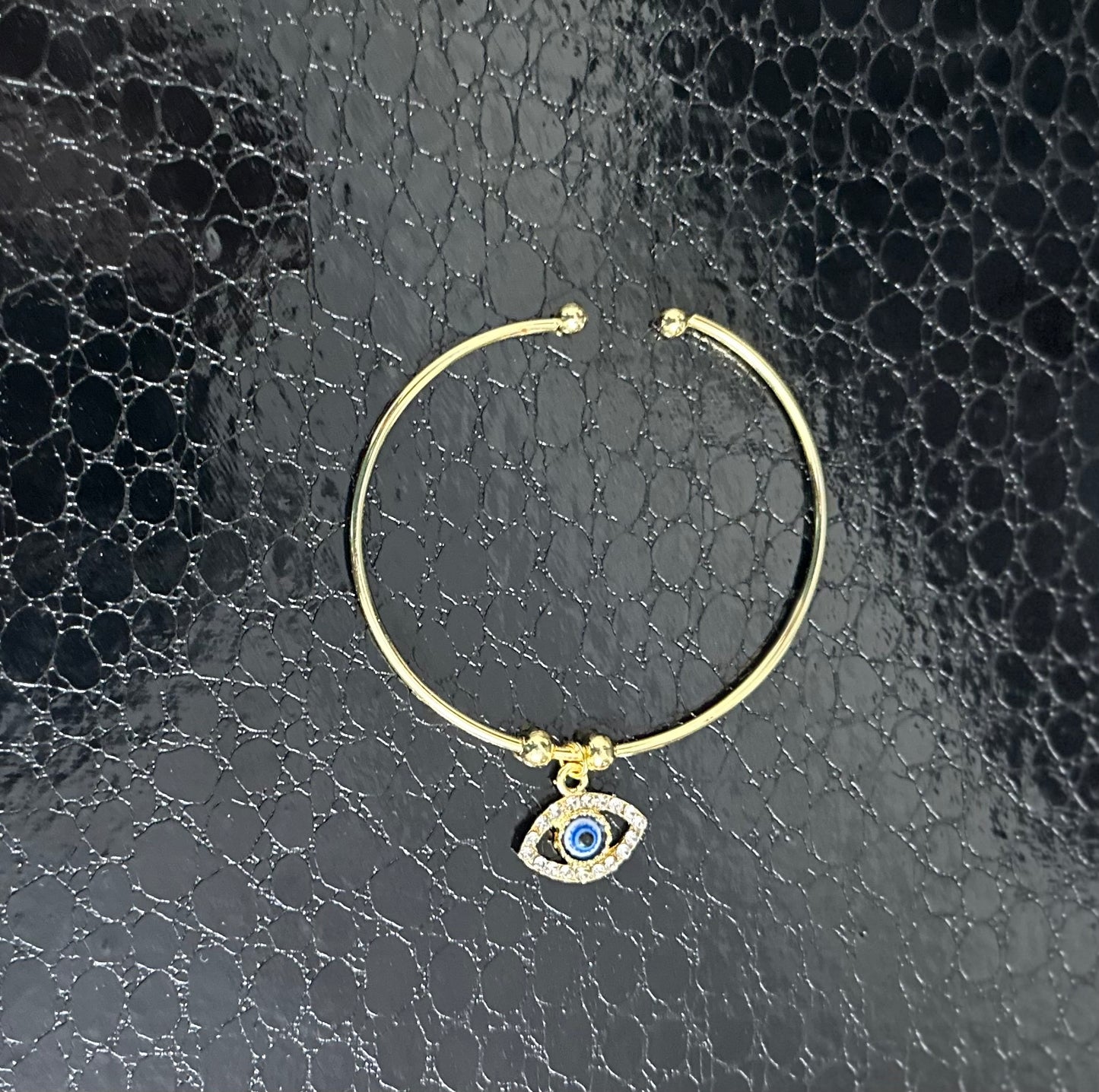 Timeless Guardian: Metal Evil Eye Bracelet