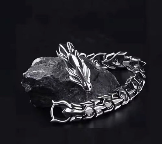Gothic Dragon Scale Link Bracelet – Bold Stainless Steel Statement Wristband for Men
