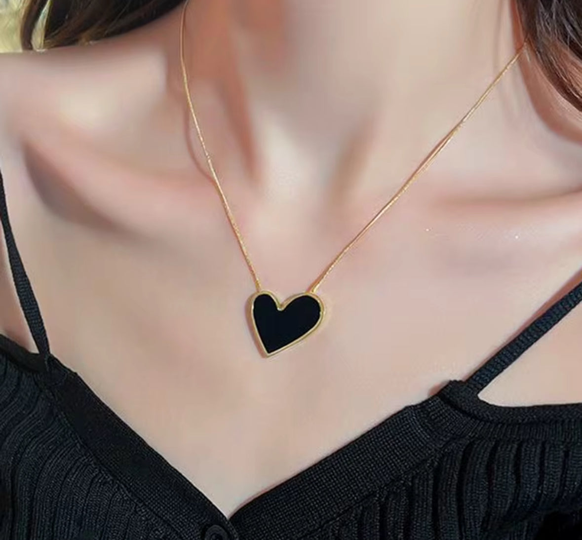 Marble Heart Pendant Necklace – Dainty & Minimalist Jewelry