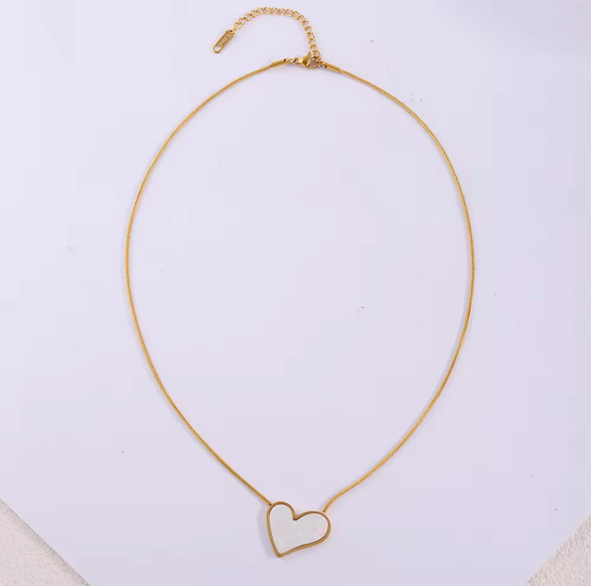 Marble Heart Pendant Necklace – Dainty & Minimalist Jewelry