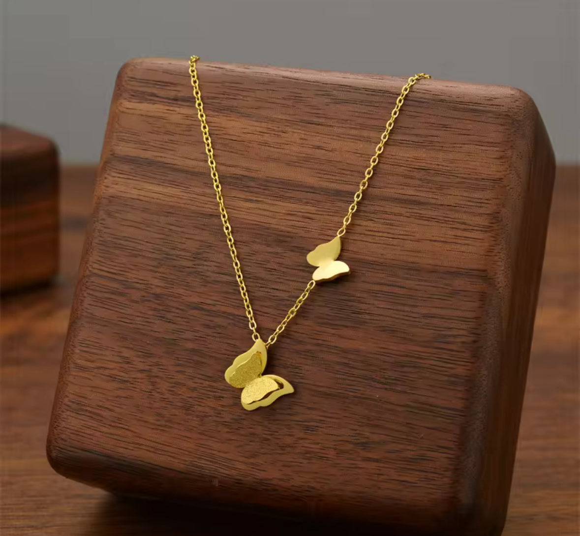 Elegant Gold Butterfly Pendant Necklace – Dainty & Minimalist Jewelry