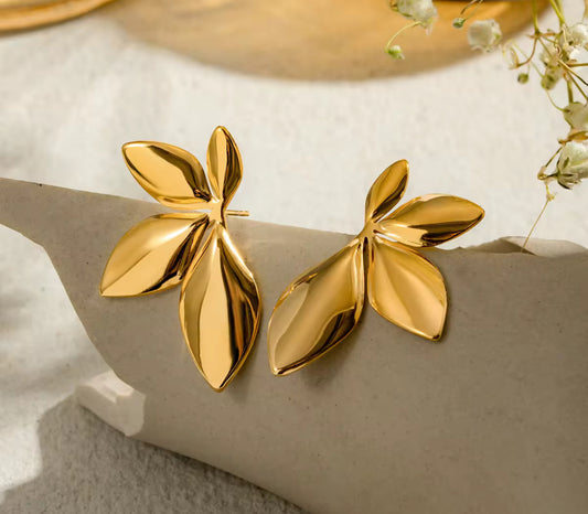 Stainless Steel Leaf Korean Imitation Earrings – Chic & Affordable Styles