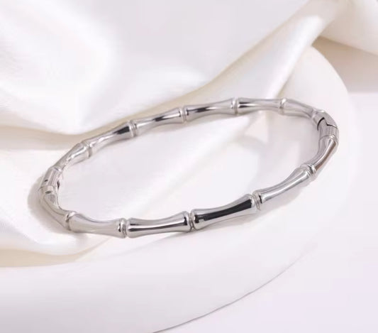 Silver Bamboo Bracelet – Minimalist Stainless Steel Bangle for Men & Women