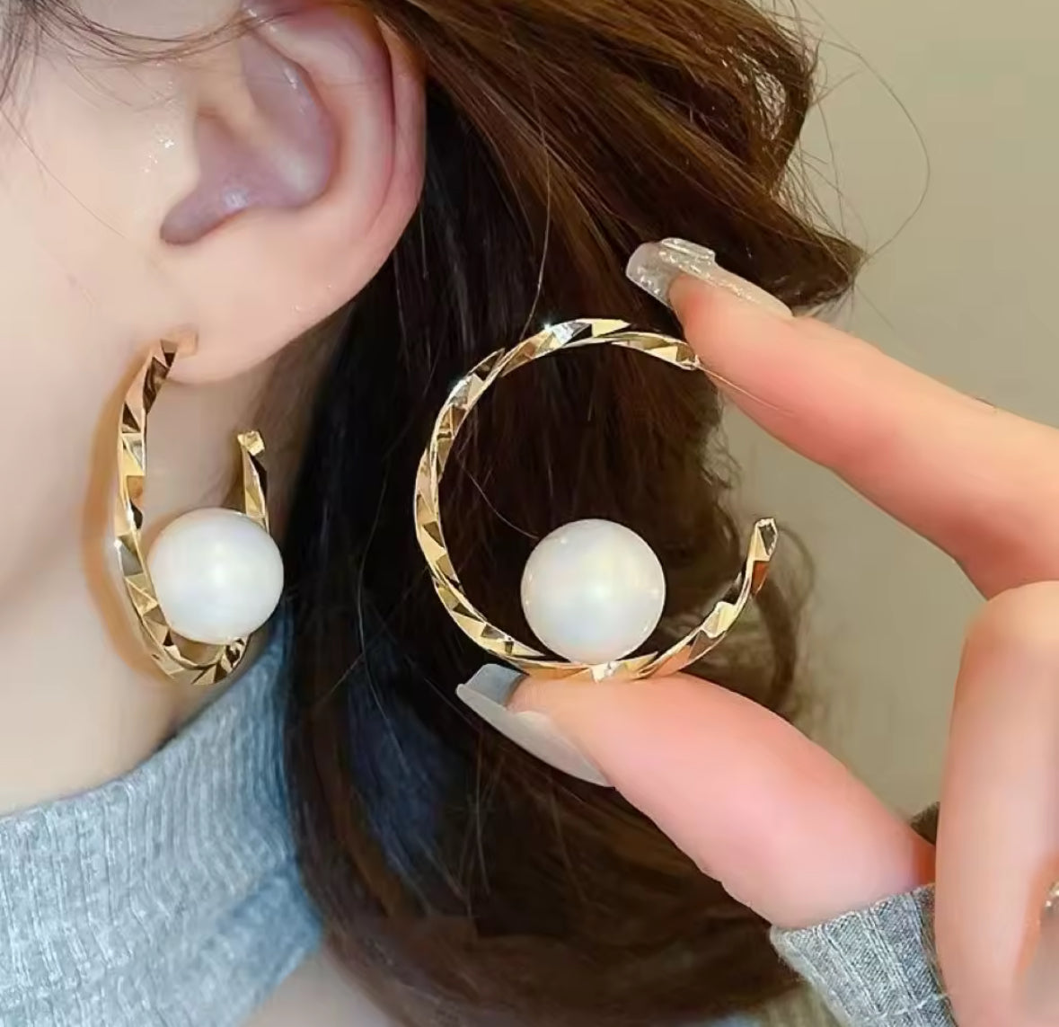 Pearl Studded Korean Hoop Style Earrings
