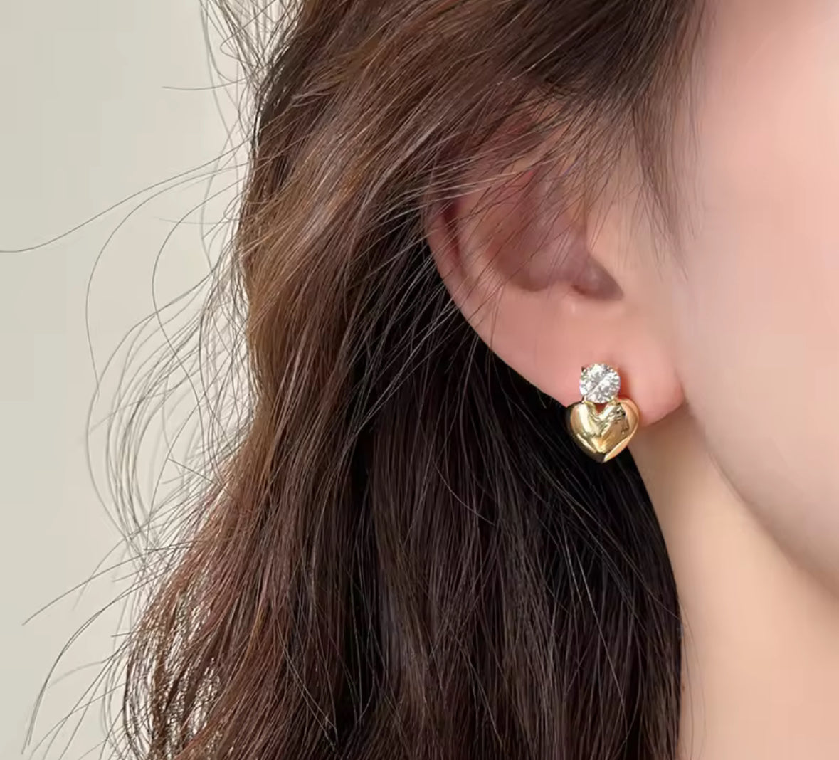 Minimal Stone Studded Heart Stud Earrings