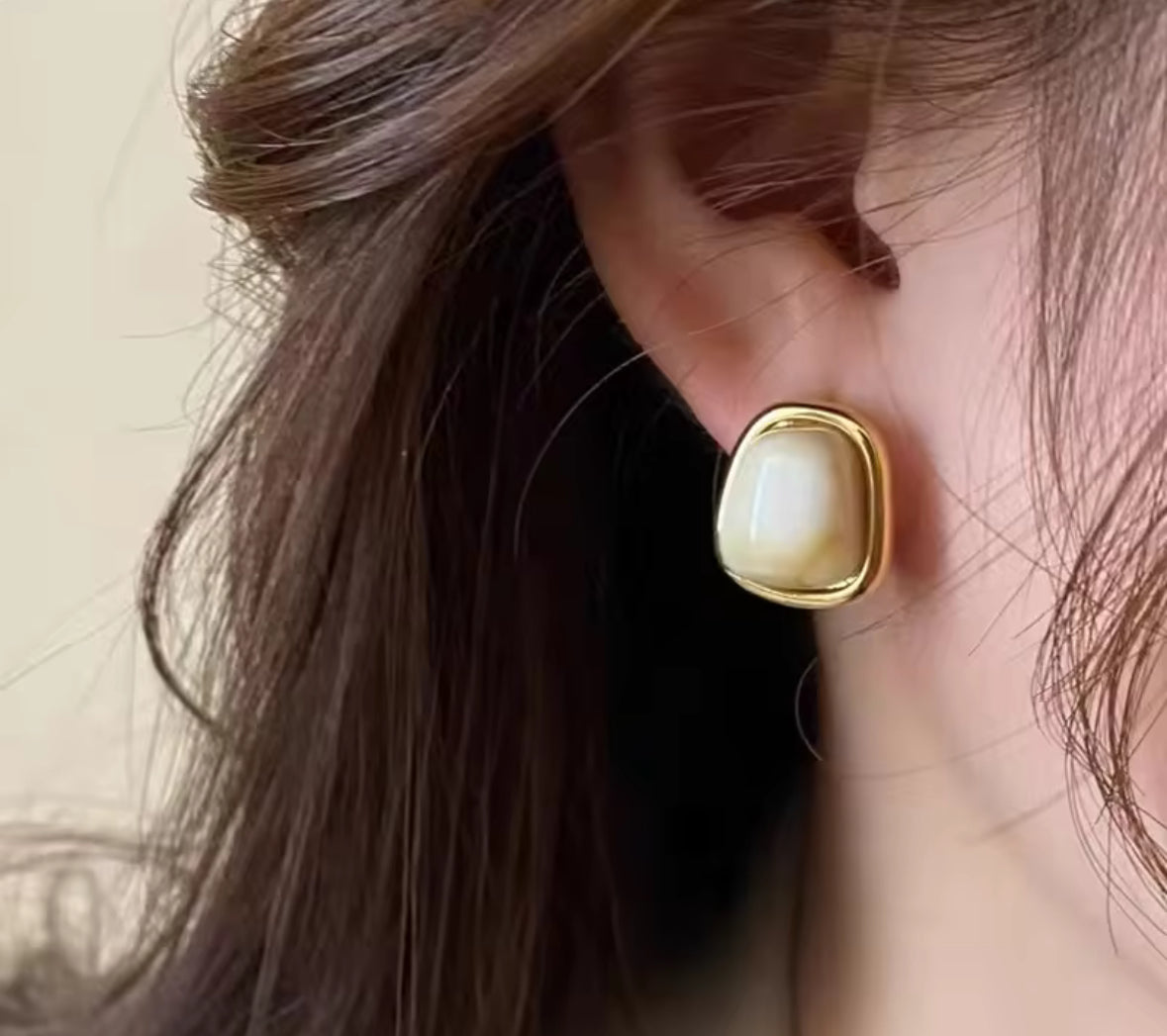 Golden and White Minimal Style Korean Studs Earrings : Trendy Korean Imitation Earrings – Chic & Affordable Styles