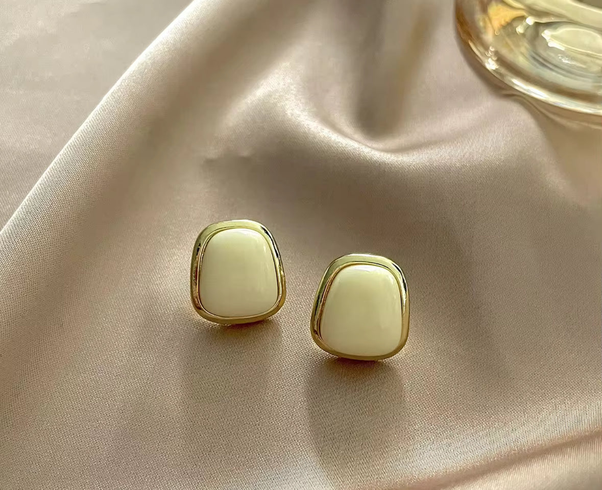 Golden and White Minimal Style Korean Studs Earrings : Trendy Korean Imitation Earrings – Chic & Affordable Styles