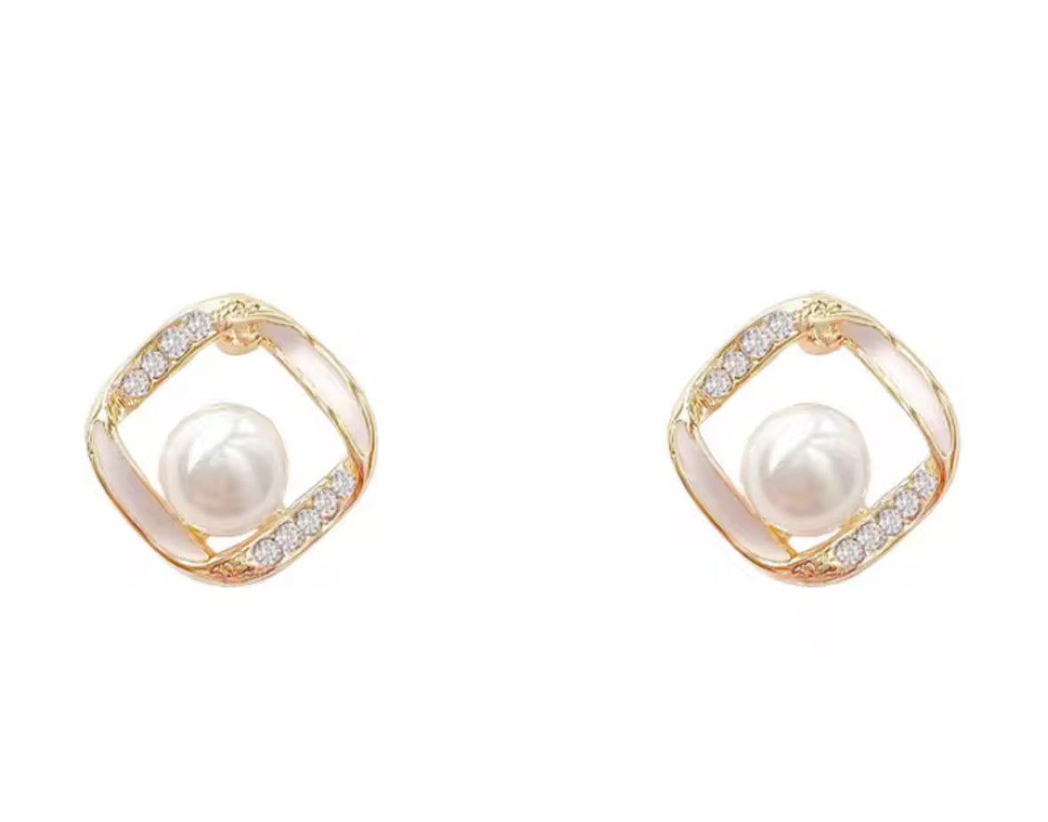 Minimal Pearl Stones Korean Imitation Earrings – Chic & Affordable Styles