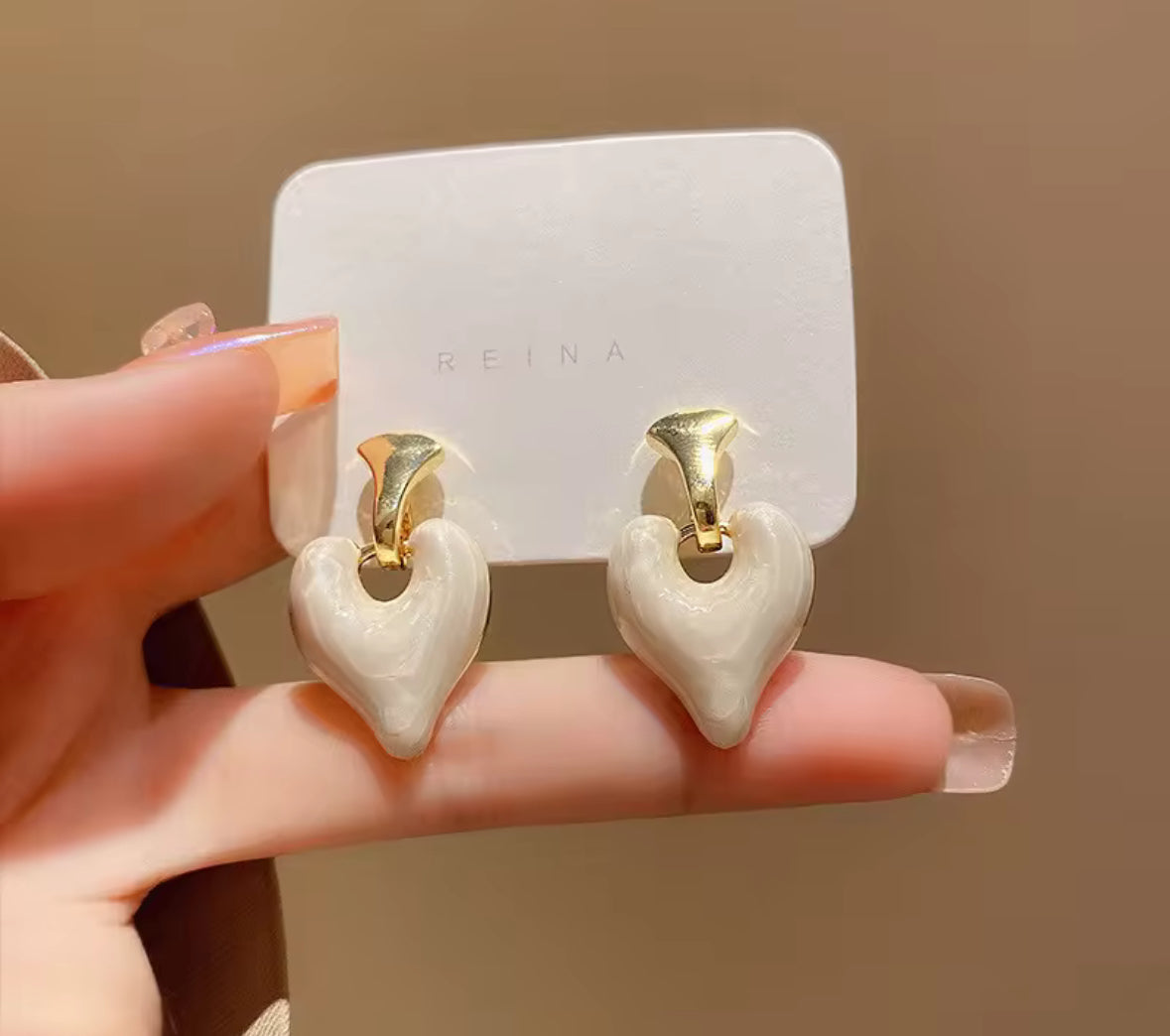 Minimal Chillies Style Korean Imitation Earrings – Chic & Affordable Styles