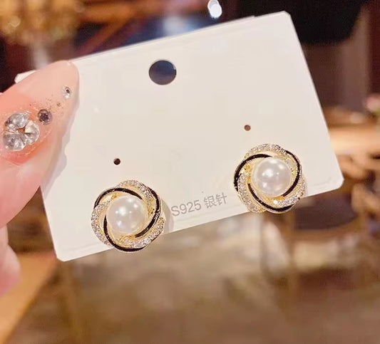 Round Pearl Korean Imitation Earrings – Chic & Affordable Styles