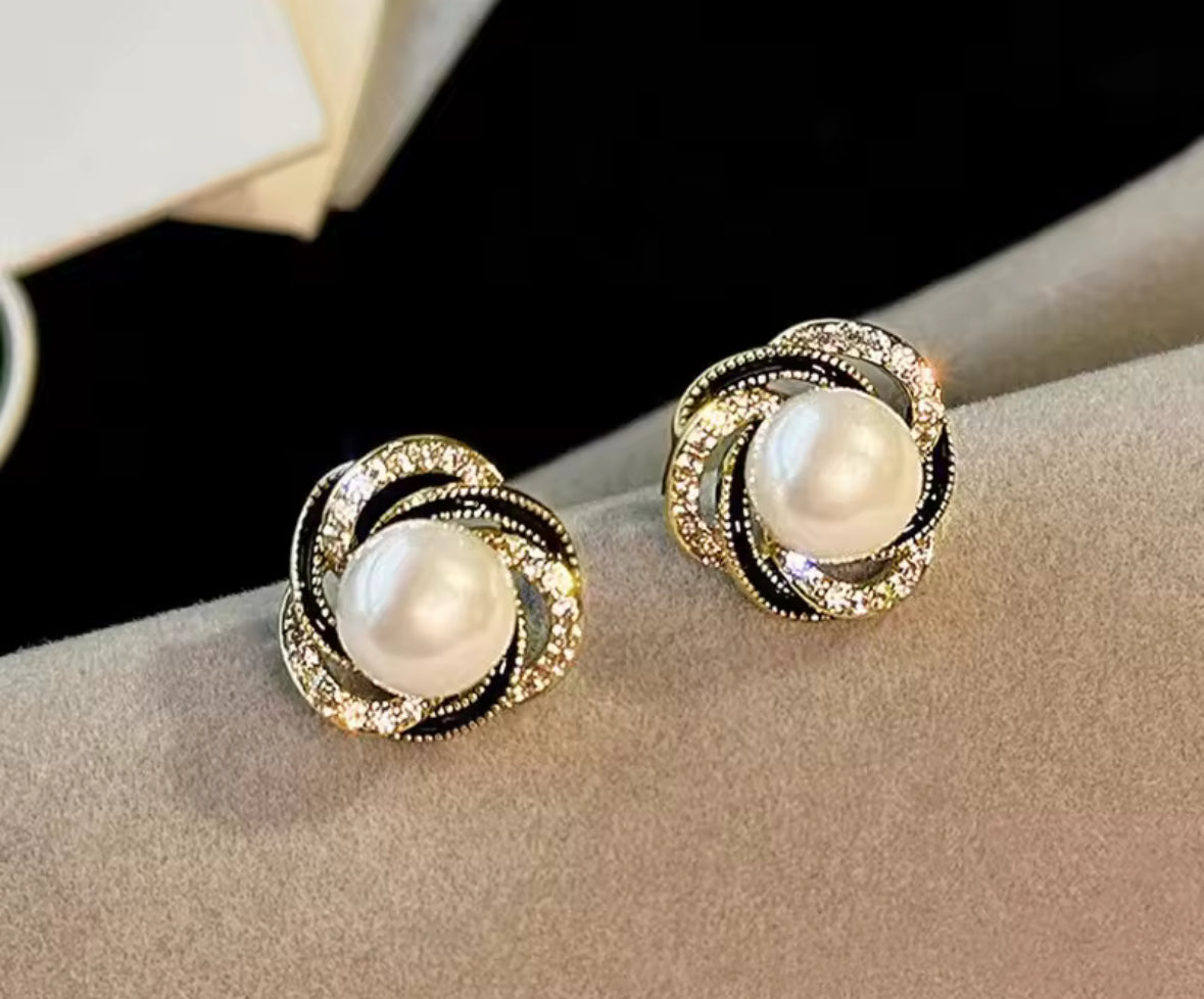 Round Pearl Korean Imitation Earrings – Chic & Affordable Styles