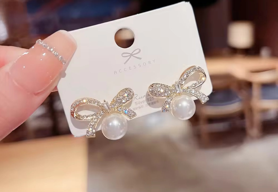 Bow and Pearl Style Korean Imitation Earrings – Chic & Affordable Styles
