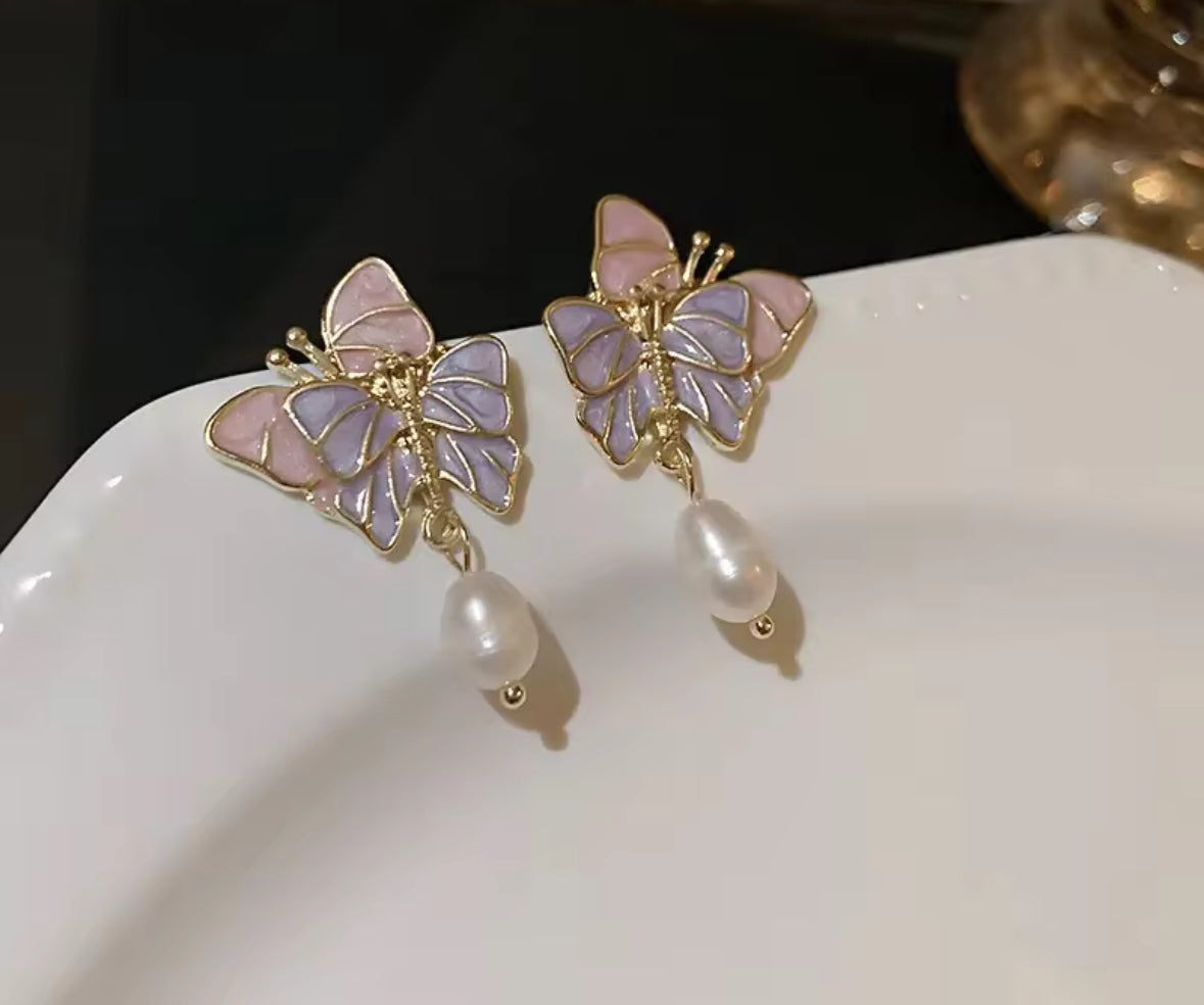 Double Butterfly Pearl Drop Korean Imitation Earrings – Chic & Affordable Styles