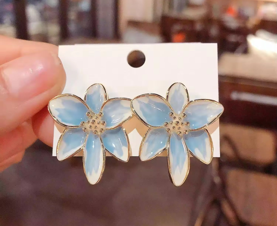 Flower Style Enamelled Korean Studs Fashion Earrings