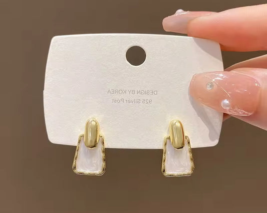 Minimal Drop Korean Imitation Earrings – Chic & Affordable Styles