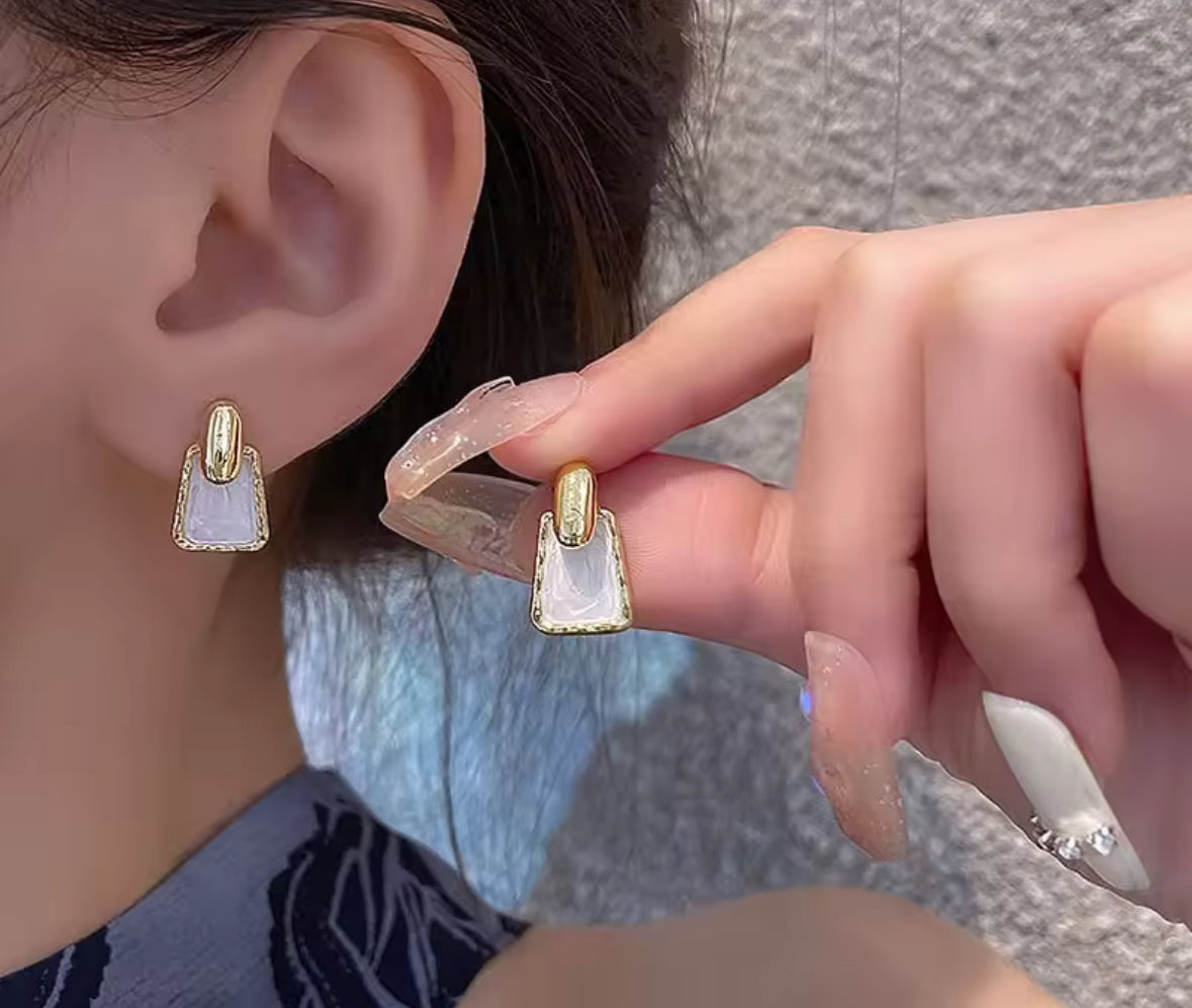 Minimal Drop Korean Imitation Earrings – Chic & Affordable Styles