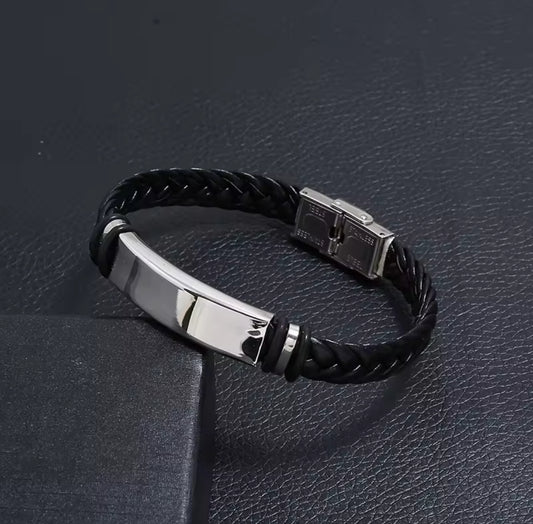 Men's Braided Leather Bracelet with Stainless Steel Clasp – Stylish & Durable Wristband