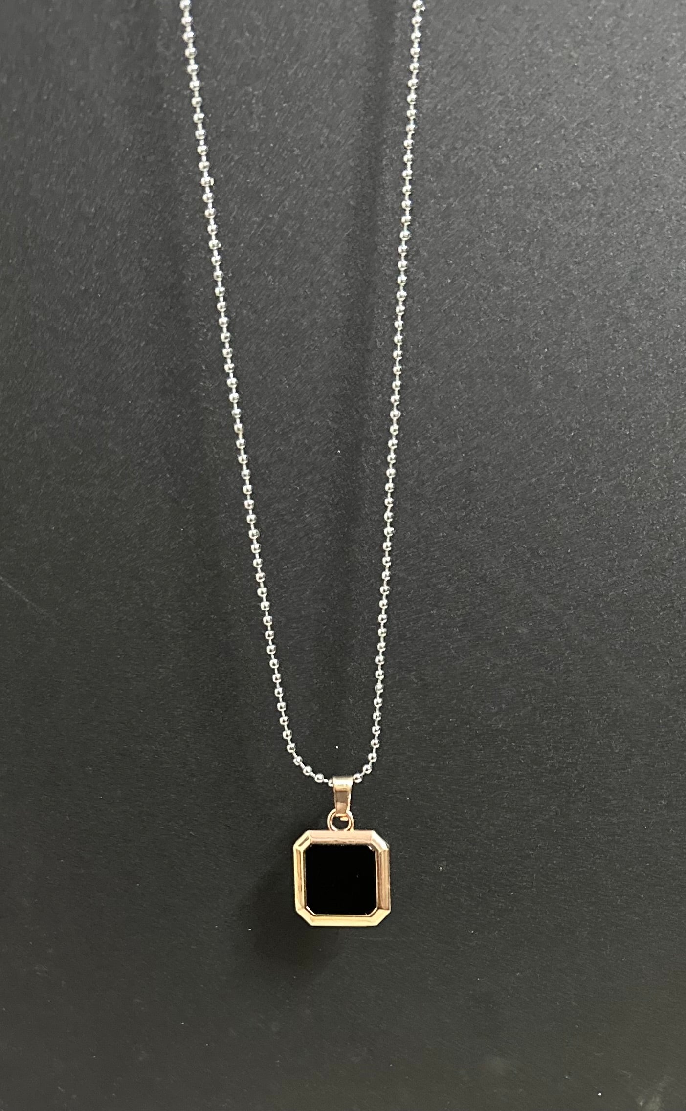 Square Shaped Black Glass Short Necklace Chain for Boys and Men