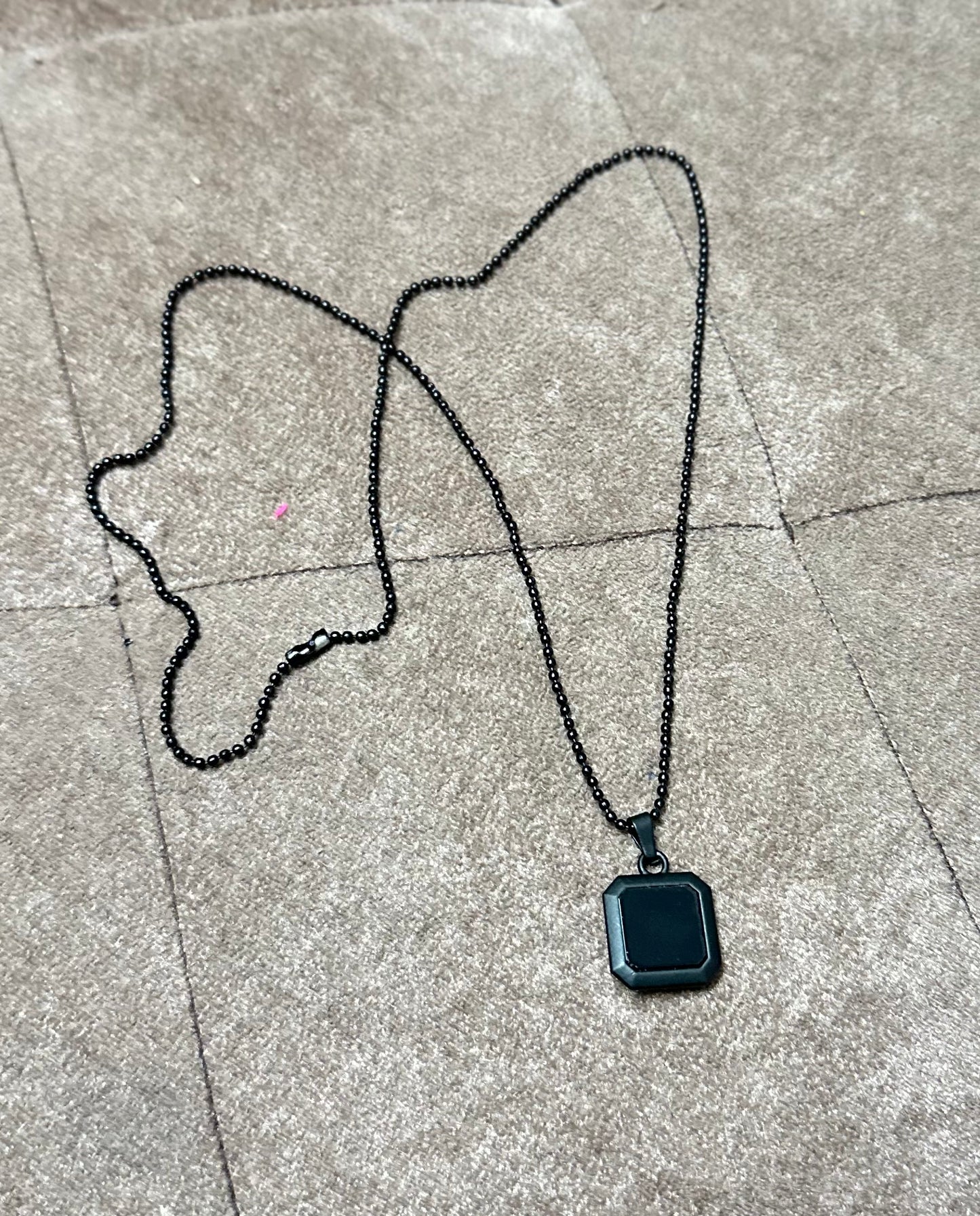 Square Shaped Black Glass Short Necklace Chain for Boys and Men