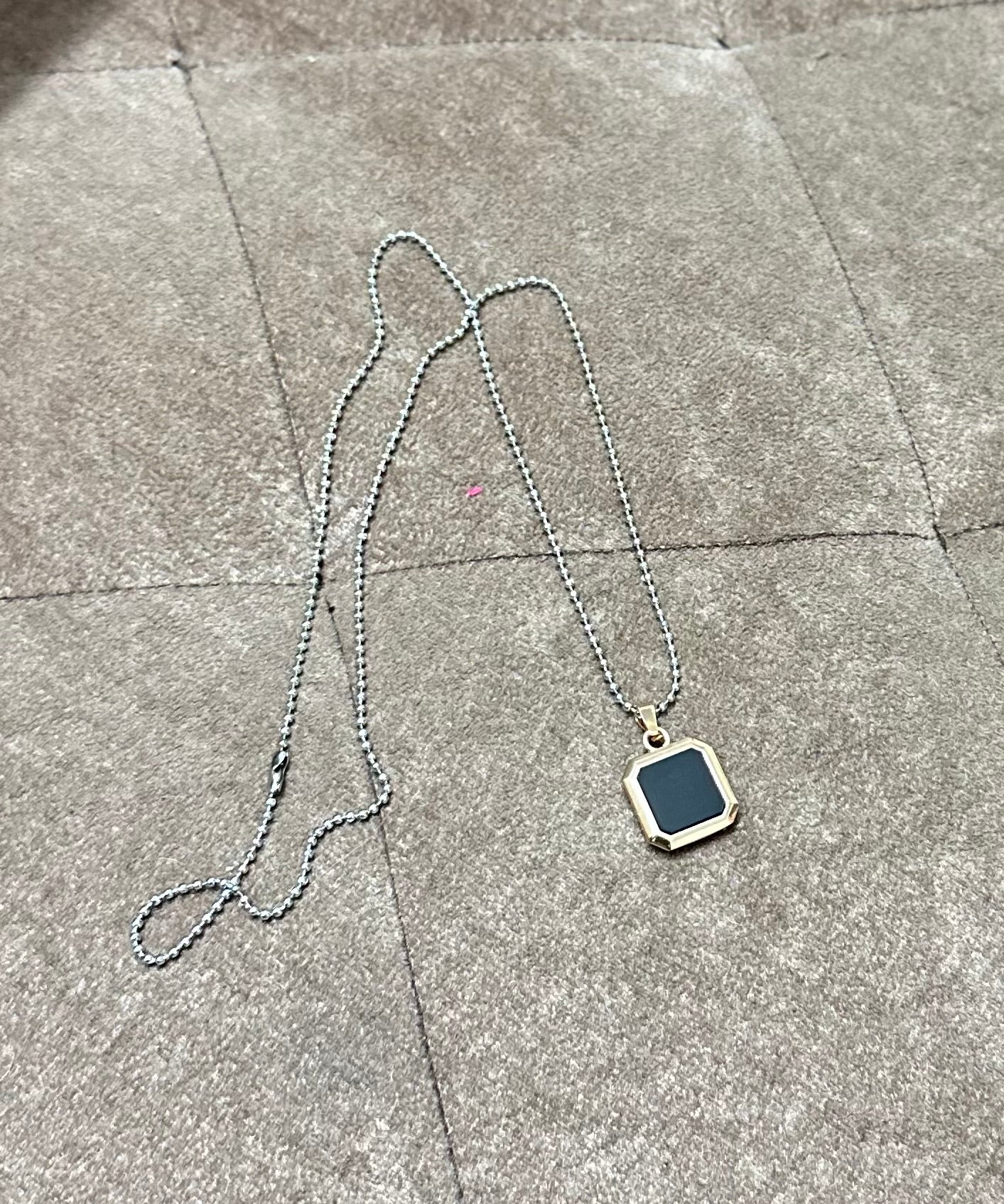 Square Shaped Black Glass Short Necklace Chain for Boys and Men