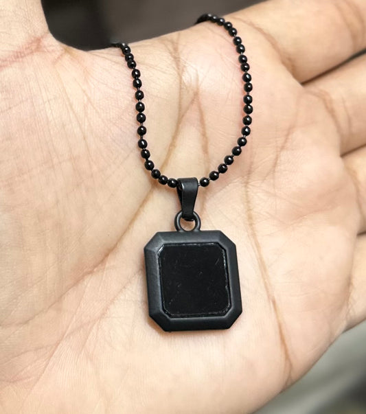 Square Shaped Black Glass Short Necklace Chain for Boys and Men