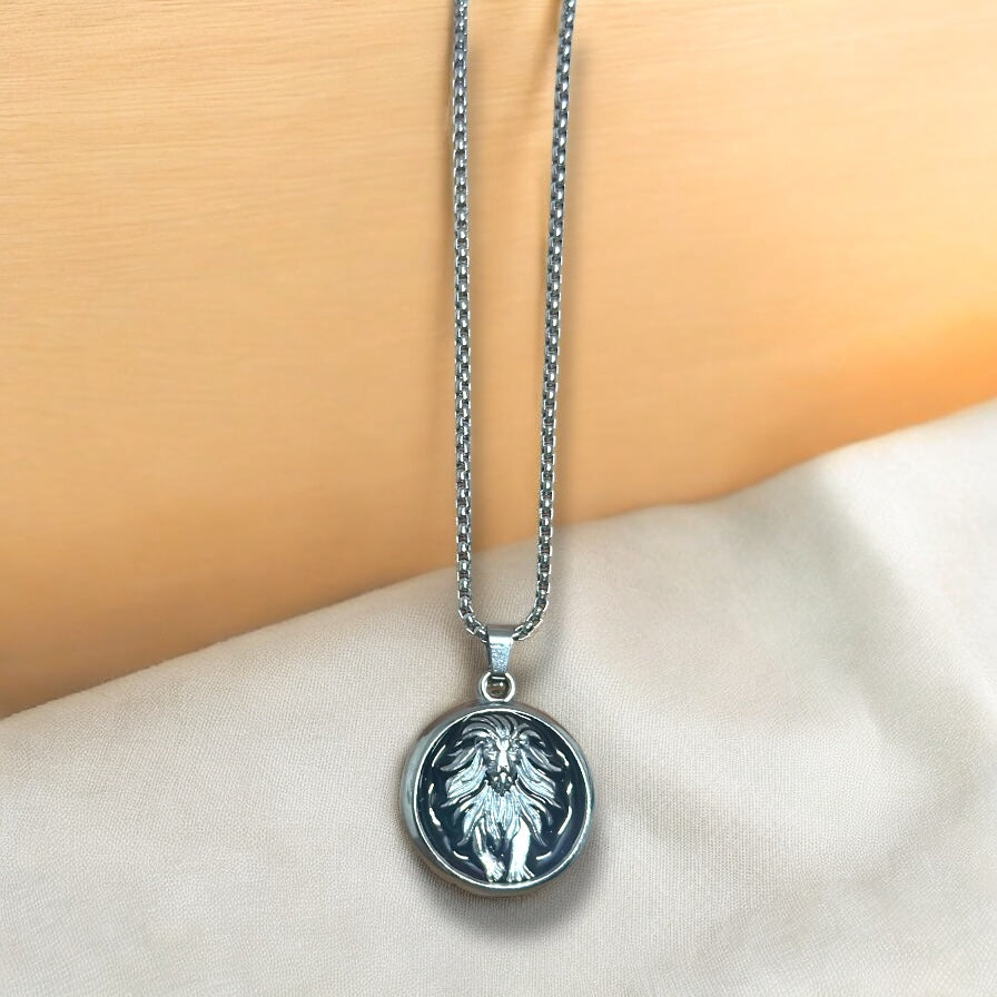 Men’s Lion Pendant Necklace – Bold King of the Jungle Medallion