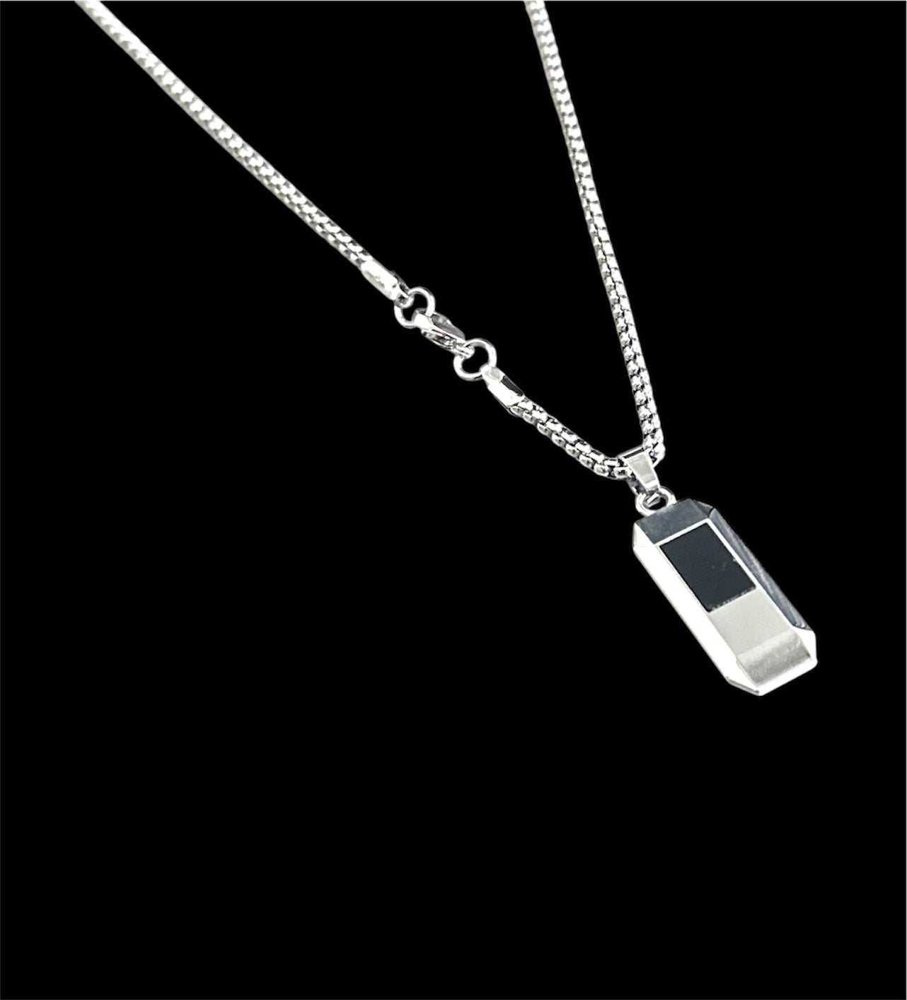 Minimalist Hexagonal Black Glass Pendant Necklace – Modern Jewelry