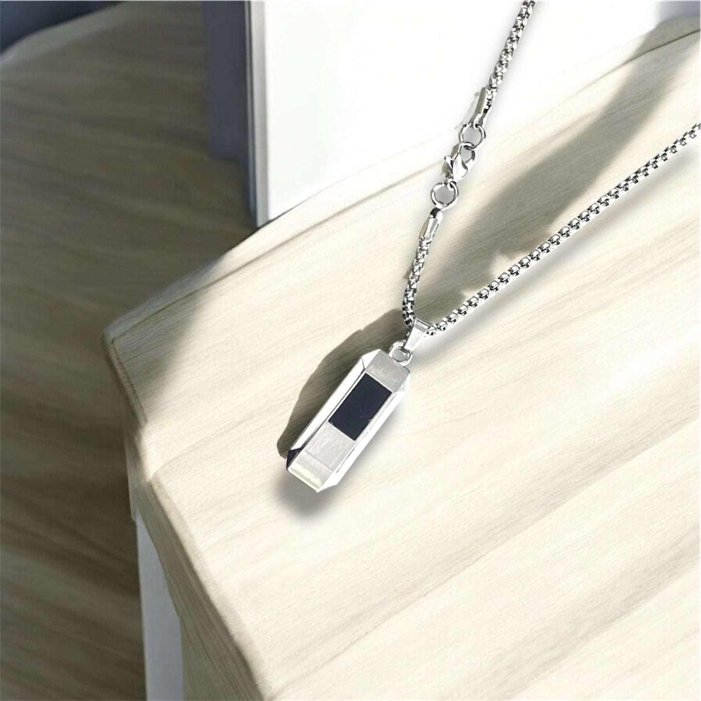 Minimalist Hexagonal Black Glass Pendant Necklace – Modern Jewelry