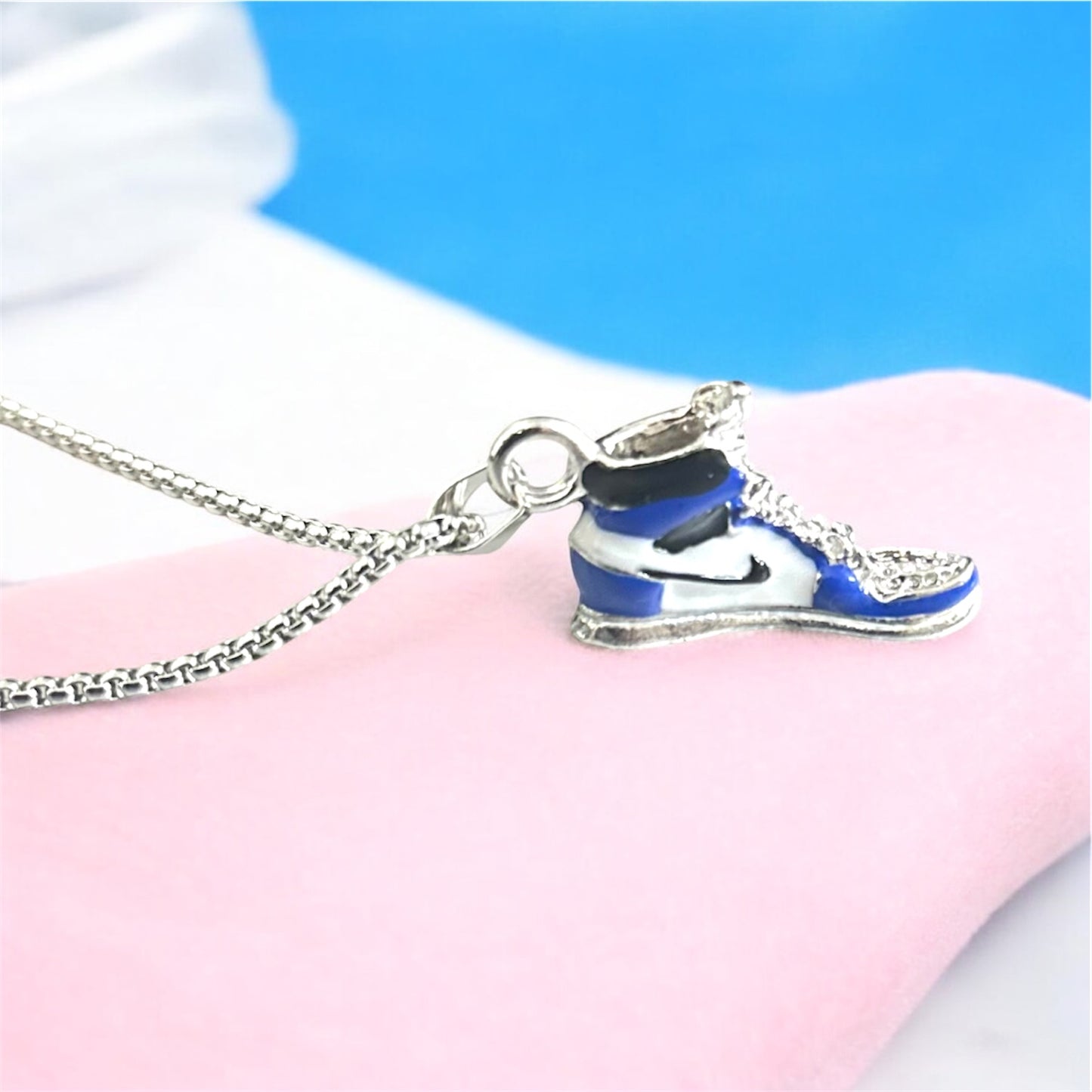 Mini Sneaker Pendant Necklace – High Top Shoe | Unisex Street Style Chain