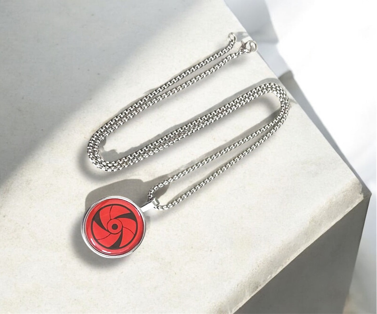 Kakashi Mangekyō Sharingan Necklace – Naruto Shippuden Anime Pendant
