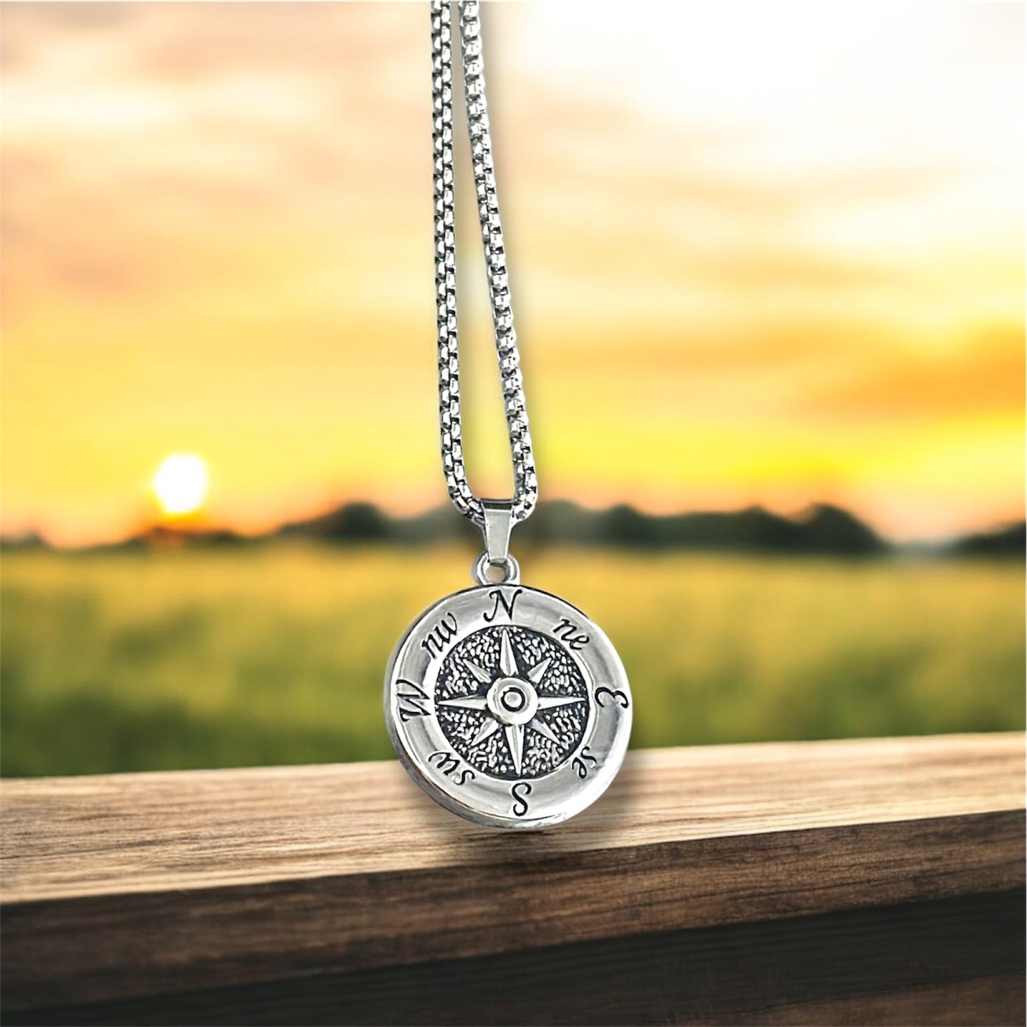 Vintage Compass Pendant Necklace – Directional Travel Amulet in Antique Silver for Men & Women