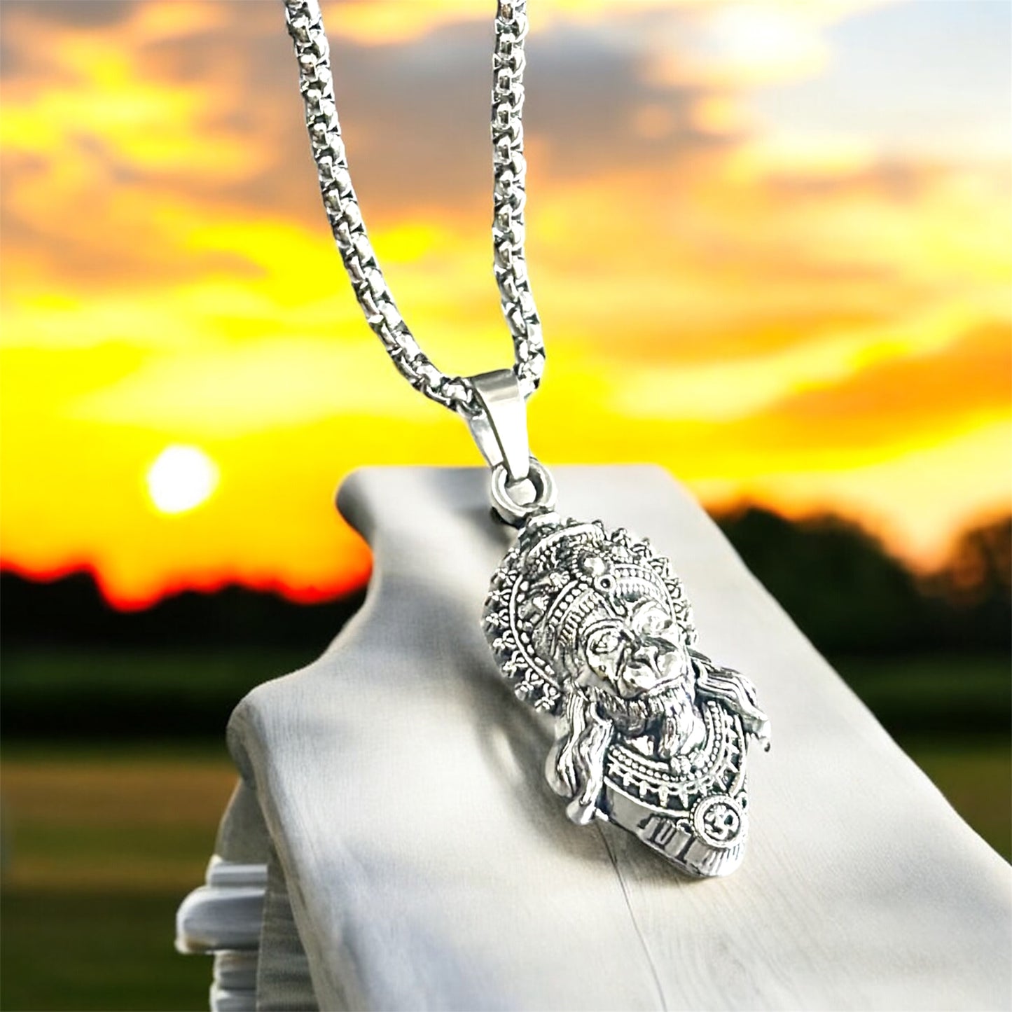 Lord Hanuman Pendant Necklace – Spiritual Jewelry for Men