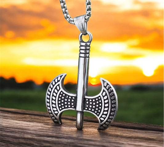 Double Axe Pendant Necklace – Norse Warrior Amulet for Men