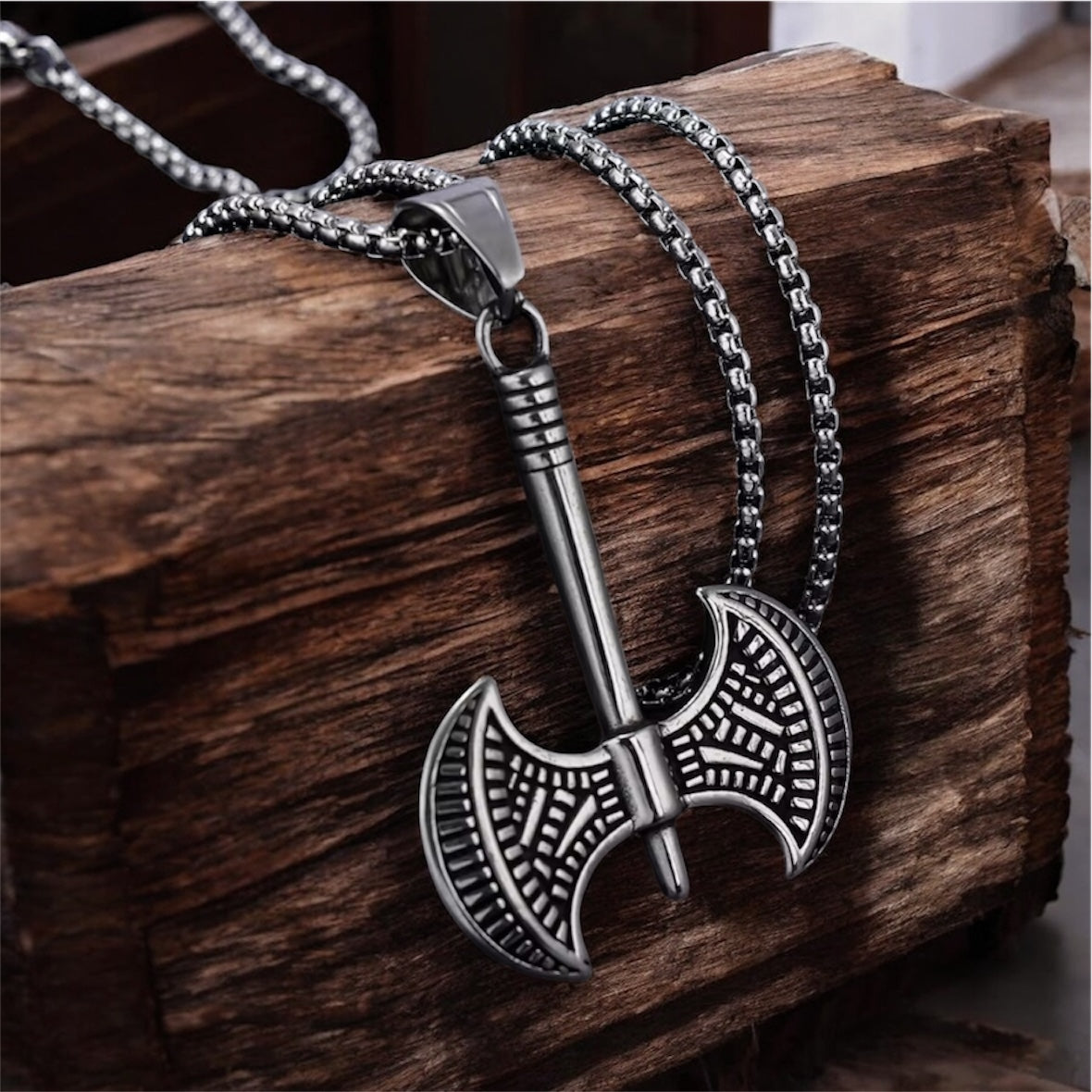Double Axe Pendant Necklace – Norse Warrior Amulet for Men